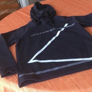 Under Armour Sweatshirt.  Size S  NEW